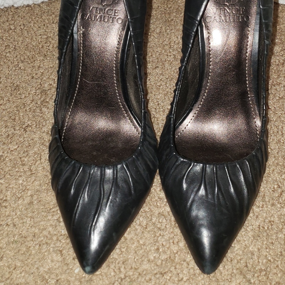 Vince Camuto Heels size 6